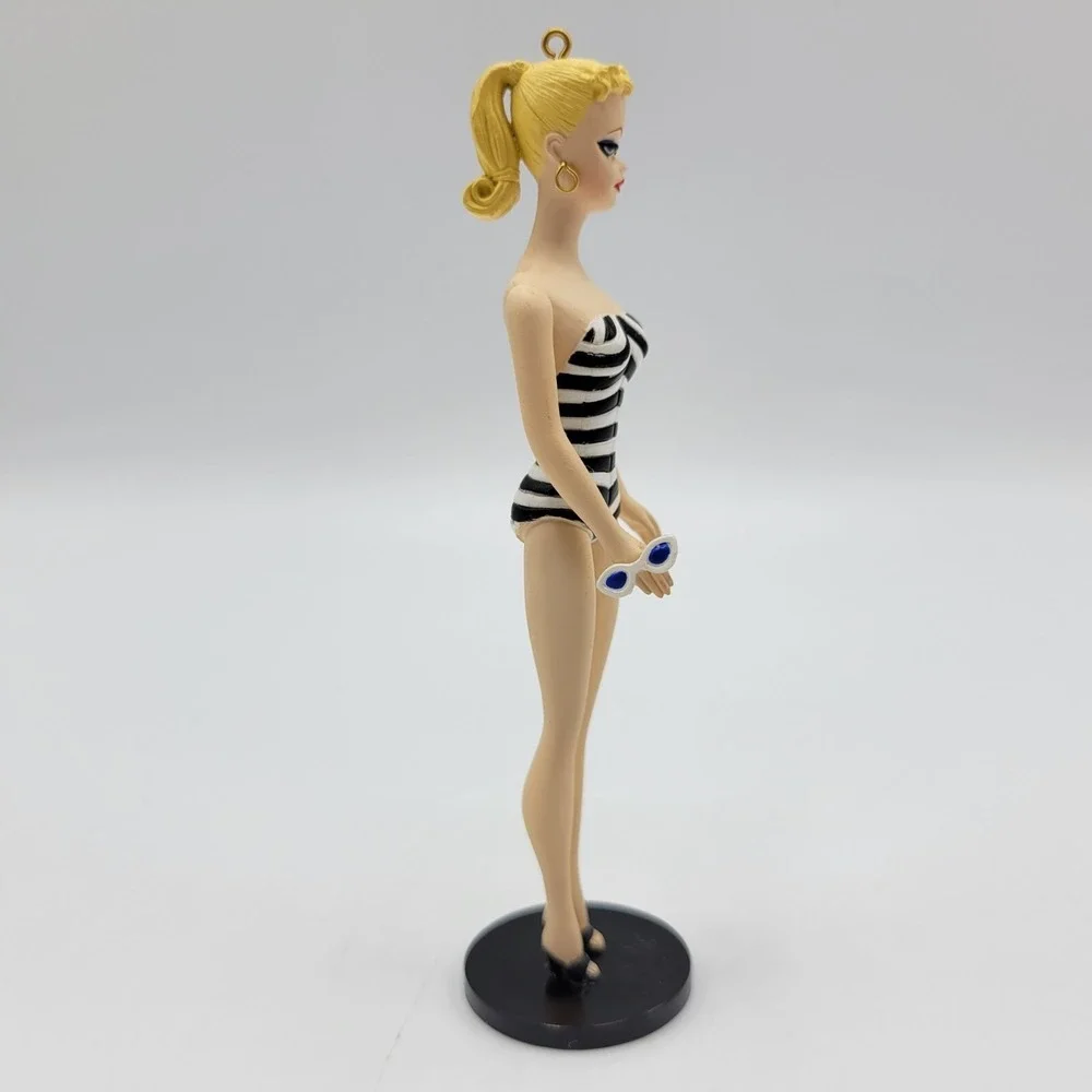 Hallmark Keepsake Ornament Debut 1959 Barbie 1994 Edition Collectors Series